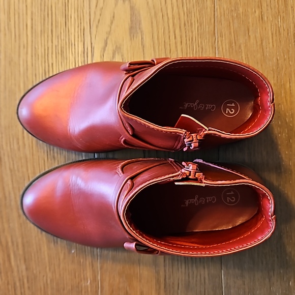 Red girls boots - Picture 2 of 4